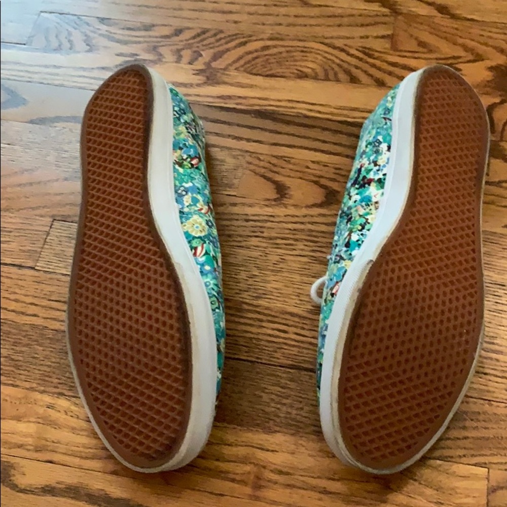 Floral Vans - Picture 4 of 5